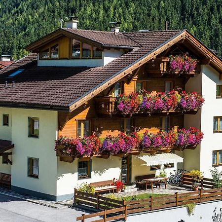 Pension Bergwelt Neustift im Stubaital Exteriör bild