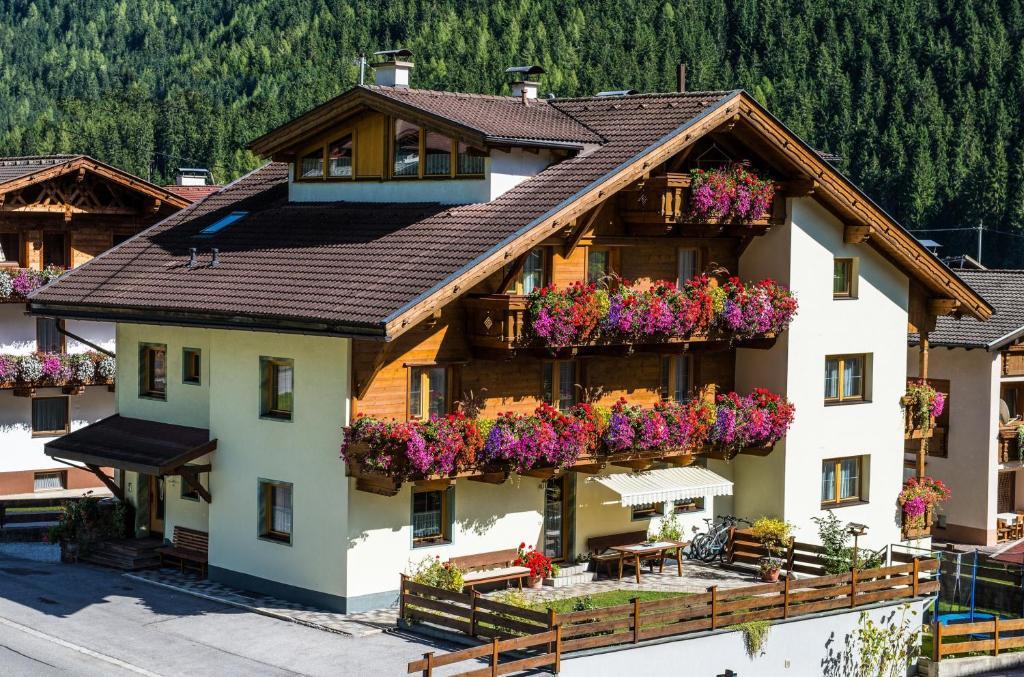 Pension Bergwelt Neustift im Stubaital Exteriör bild